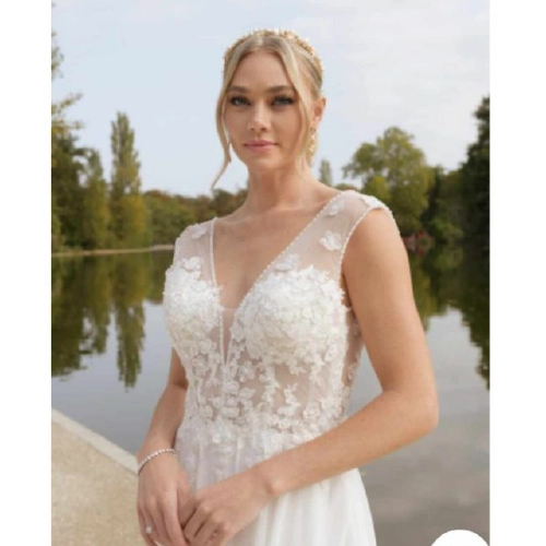 Robe de mariée coupe en A